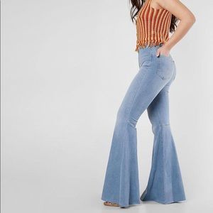 NWT Free People Float on Flare Jeans